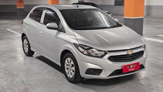 CHEVROLET ONIX 1.0 MPFI JOY 8V FLEX 4P MANUAL CHEVROLET ONIX 1.0 MPFI JOY 8V FLEX 4P MANUAL